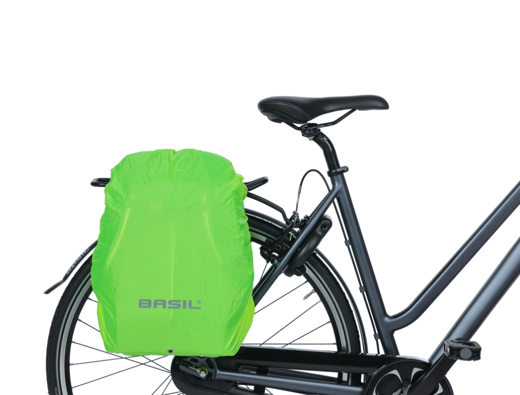 Cykeltaske fra BASIL model B-Safe Commuter  Nordlicht. Farve: Olive, dim. 41x14x32cm, vol. 17 L, Indbygget USB port, LED lys m.m.